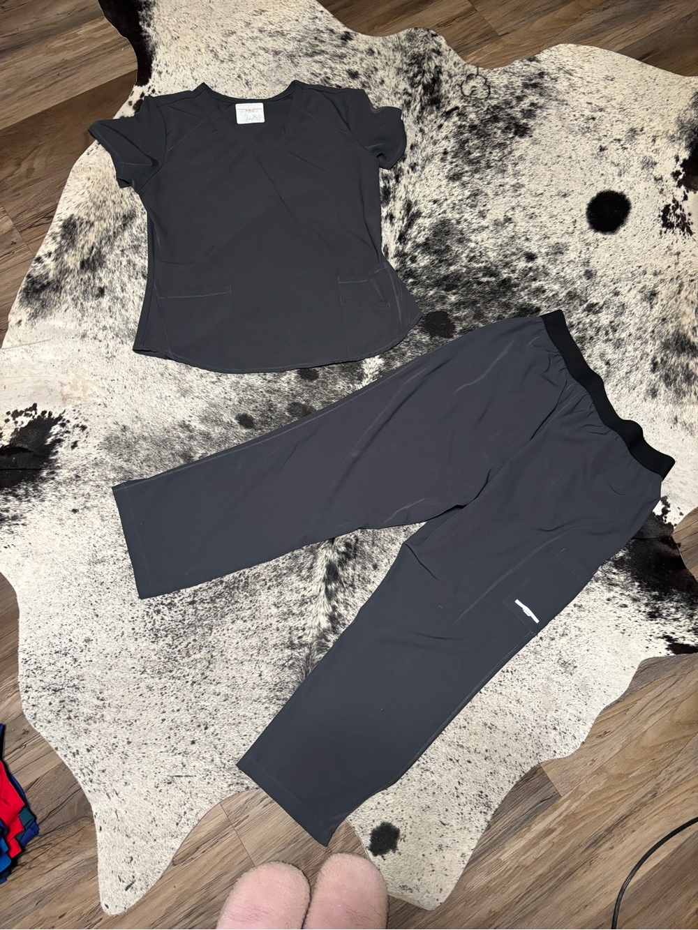 Skechers Charcoal Gray Scrub Top and Pants Set